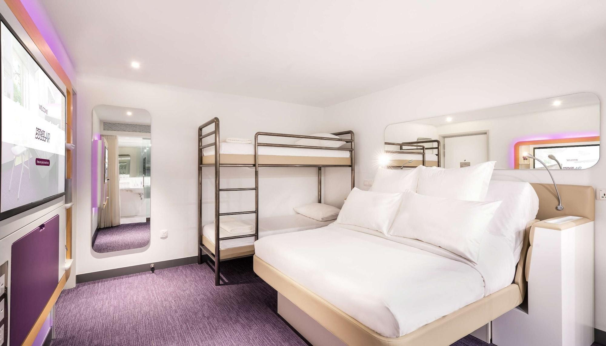 Yotelair Singapore Changi Airport Landside Екстериор снимка