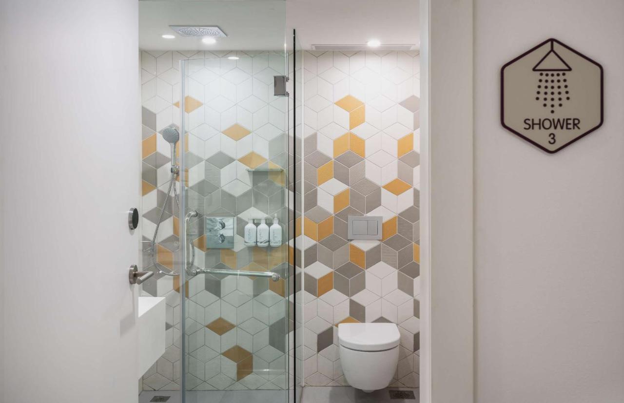 Yotelair Singapore Changi Airport Landside Екстериор снимка