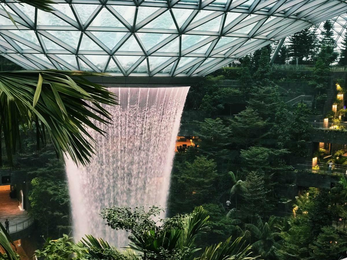 Yotelair Singapore Changi Airport Landside Екстериор снимка