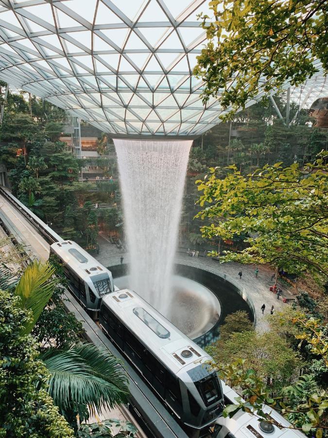 Yotelair Singapore Changi Airport Landside Екстериор снимка